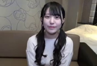 高颜值短发萌妹子小露诱惑 卫生间自摸扣逼呻吟逼逼无毛非常粉嫩高潮出水 很是诱惑不要错过